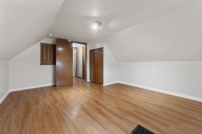 5136 W Hawthorne Ave, House other with 3 bedrooms, 2 bathrooms and 2 parking in Berkeley IL | Image 15
