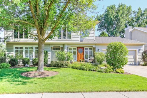 1430 Country Ln, Deerfield, IL, 60015-4706 | Card Image