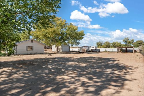 668 Davis Pl, Los Lunas, NM, 87031-8419 | Card Image