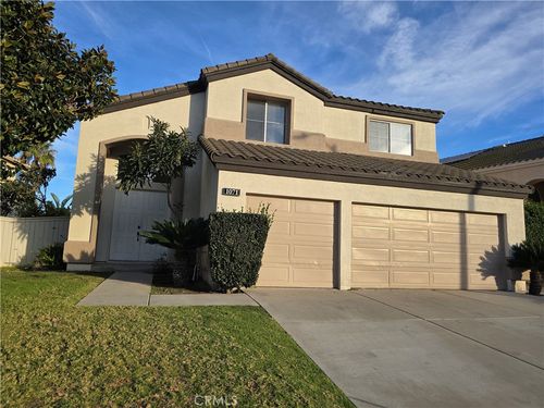 1071 Casandra Ln, Corona, CA, 92879 | Card Image
