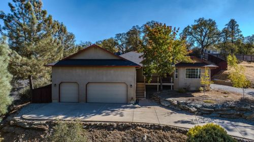 345 Live Oak Dr, Angels Camp, CA, 95222-9820 | Card Image