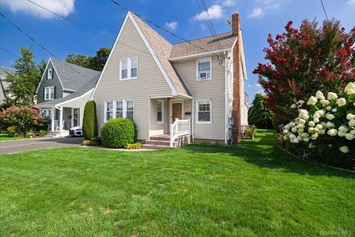 1st-121 Raymond Street, Hempstead, NY, 11570 | Card Image