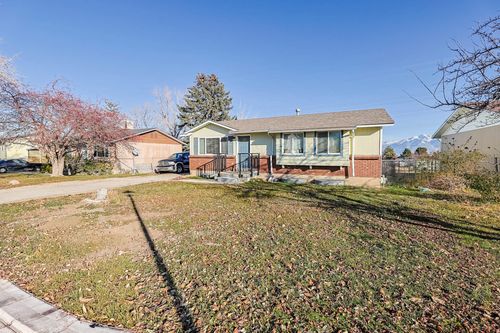 5531 S Copper City Dr, Kearns, UT, 84118-7628 | Card Image