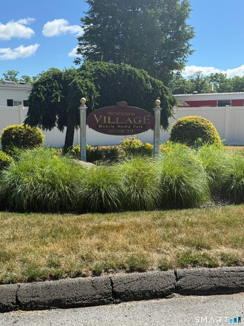 lot-5-301 S Main St, Newtown, CT, 06470-2762 | Card Image