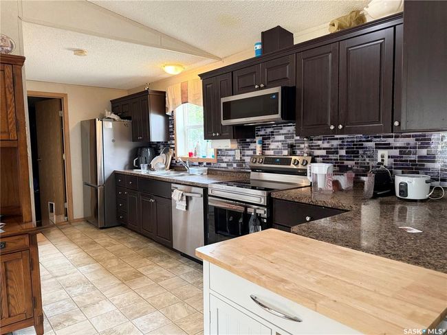 3 - 404 8 Th Ave E, House other with 3 bedrooms, 2 bathrooms and 2 parking in Watrous SK | Image 12