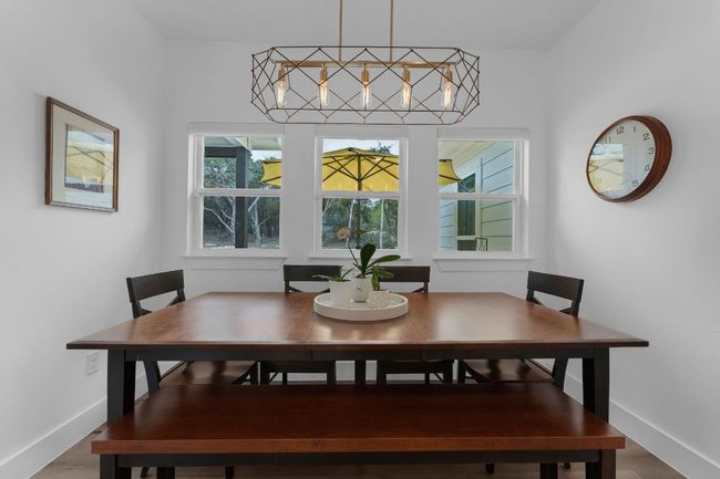 Dining room. | Image 12