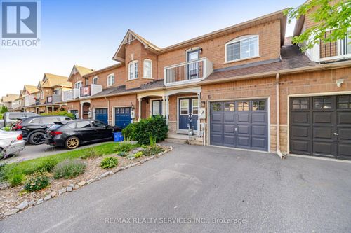 6 Harding Street, Halton Hills (Georgetown), ON, L7G6B1 | Card Image