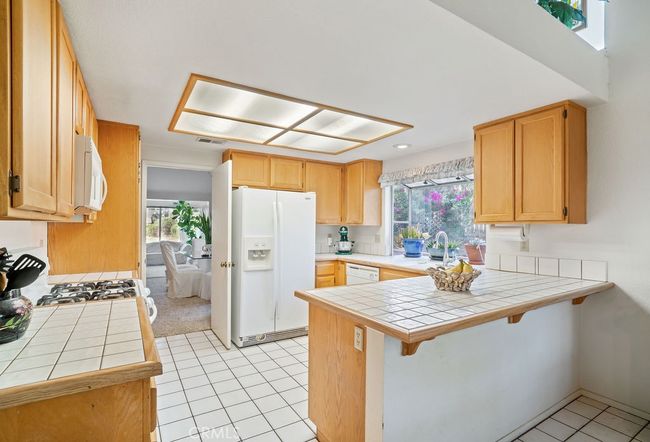 7539 Sunny Ridge Loop, House other with 4 bedrooms, 2 bathrooms and 4 parking in Highland CA | Image 10