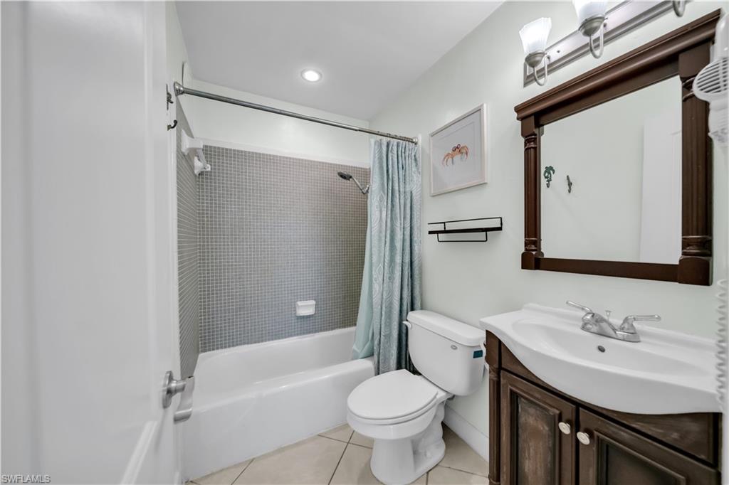 Residential in LEHIGH ACRES 4