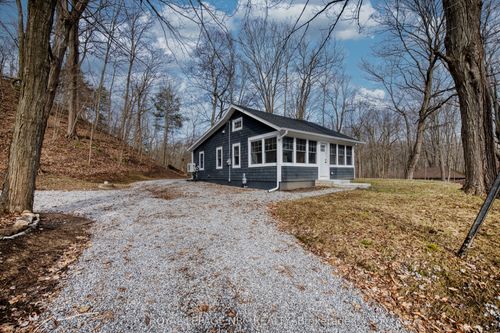 212 Holloway Bay Rd, Sherkston, ON, L0S1R0 | Card Image