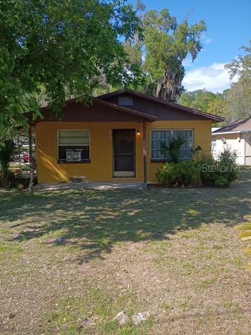 1806 Center St, LEESBURG, FL, 34748-4810 | Card Image