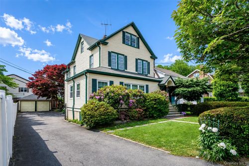 82 Clove Road, New Rochelle, NY, 10801 | Card Image