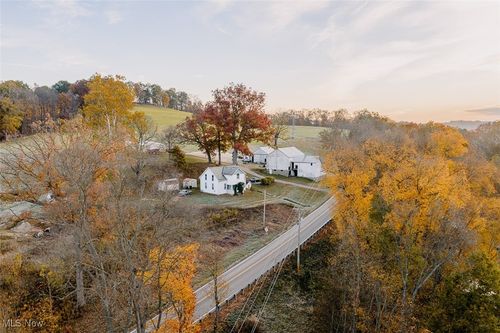 7499 County Road 19, Millersburg, OH, 44654-8940 | Card Image