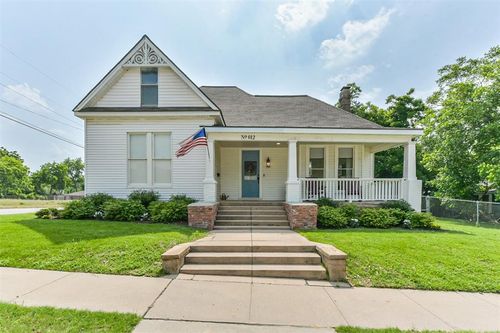 612 S Day St, Brenham, TX, 77833-4127 | Card Image