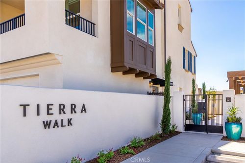100 Tierra Ln, Cypress, CA, 90630-5508 | Card Image