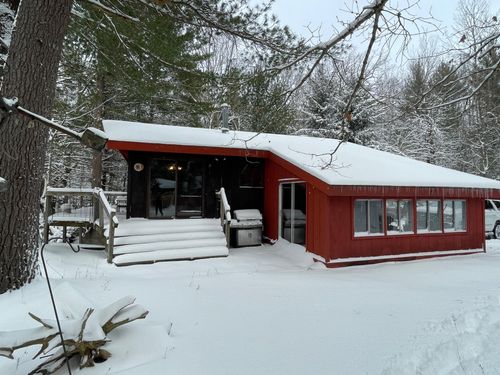9463 E Pomeroy Springs Road, Meade Township, MI, 49644 | Card Image