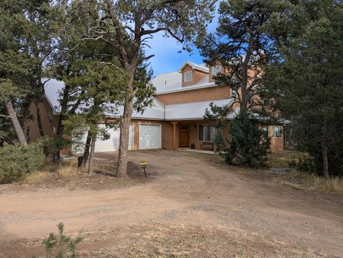 15 Falling Star Dr, Tijeras, NM, 87059-8044 | Card Image