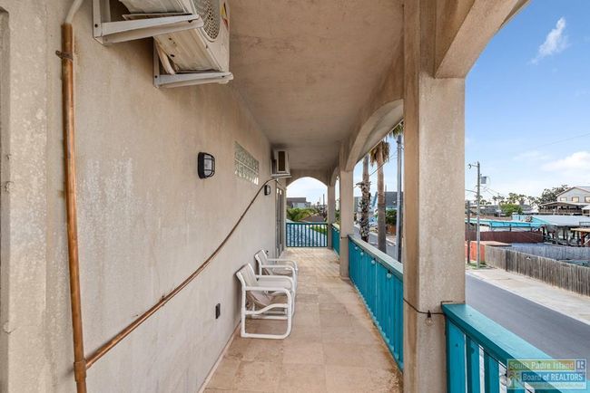 813 Tarpon Ave, House other with 3 bedrooms, 3 bathrooms and 1 parking in Port Isabel TX | Image 34