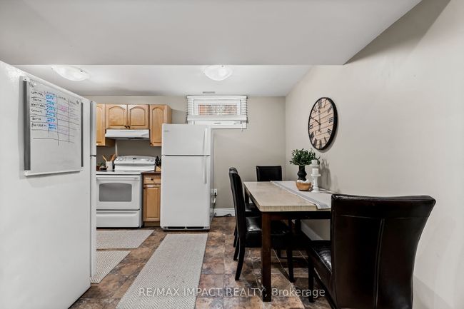 1158 Weller St, House other with 6 bedrooms, 2 bathrooms and 4 parking in Peterborough ON | Image 27