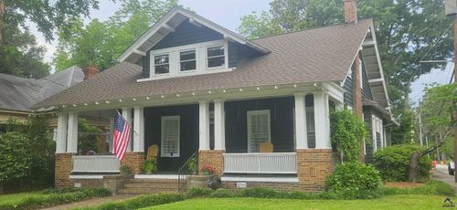 211 Oakhaven Ave, Macon, GA, 31204-2925 | Card Image