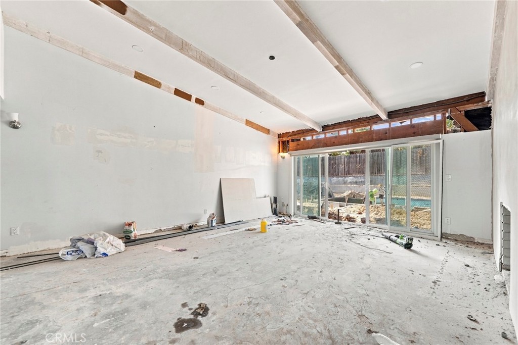 Residential in Woodland Hills 3