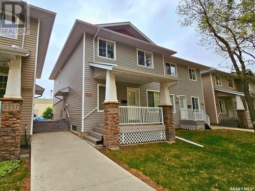 2261 Treetop Lane, Regina, SK, S4P4V8 | Card Image