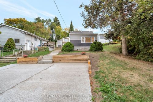 78 Wallbridge Cres, Belleville, ON, K8P1Z4 | Card Image