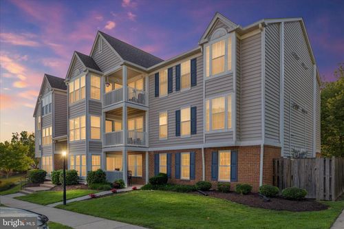104-12309 Ashmont Ct, WOODBRIDGE, VA, 22192-7076 | Card Image