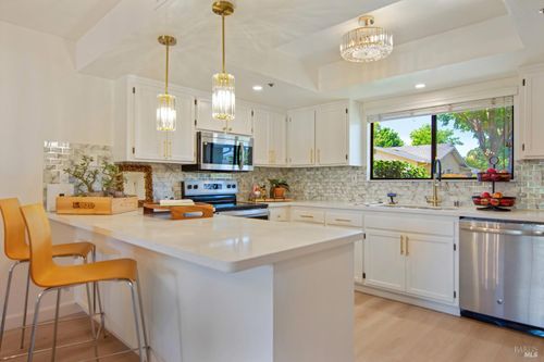1639 San Vicente Avenue, Napa, CA, 94558 | Card Image