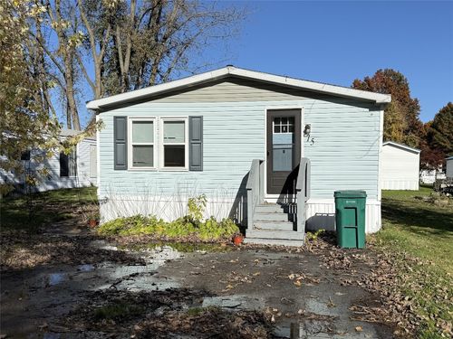 15 Woodside Dr, McKean, PA, 16426-1383 | Card Image