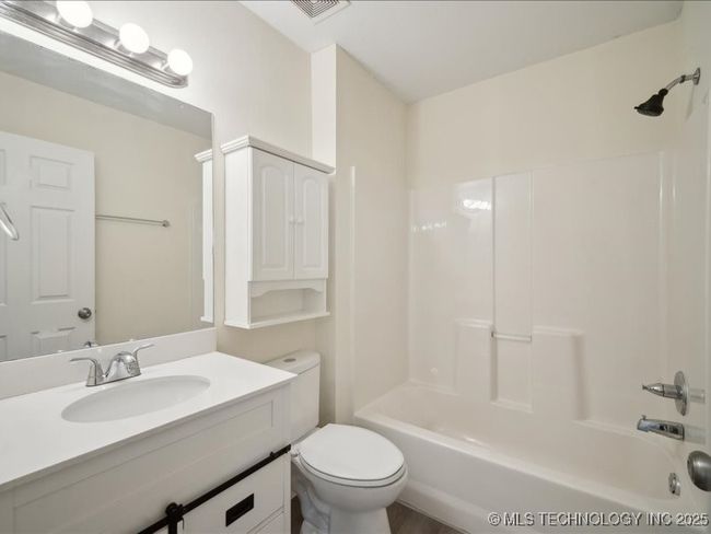 2218 Quantico St, Townhouse with 3 bedrooms, 3 bathrooms and null parking in Broken Arrow OK | Image 15