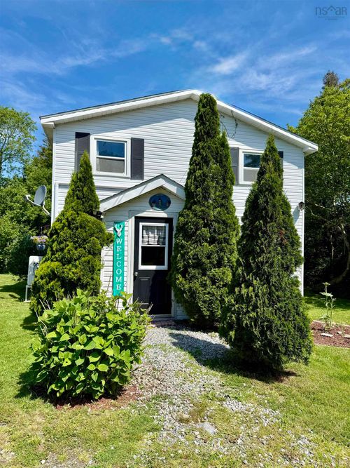 274 Oak Park Rd, Riverhead, NS, B0W1E0 | Card Image