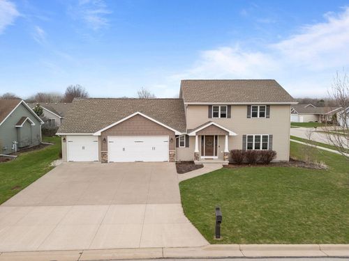 1601 Pond View Court, NEENAH, WI, 54956 | Card Image
