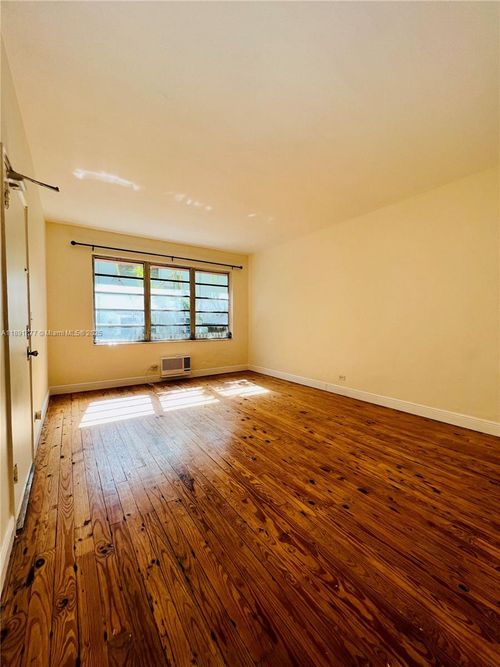 apt-6-1141 Meridian Ave, Miami Beach, FL, 33139-4546 | Card Image
