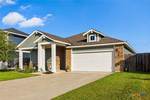 339 Brushy Crk, Victoria, TX, 77904-2992 | Card Image