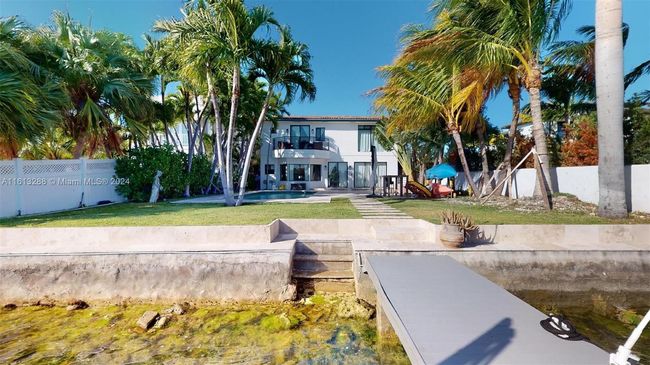 1028 88 Th St, House other with 5 bedrooms, 4 bathrooms and null parking in Surfside FL | Image 34