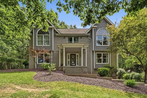 135 Elgin Ln, Adams Twp, PA, 16033 | Card Image