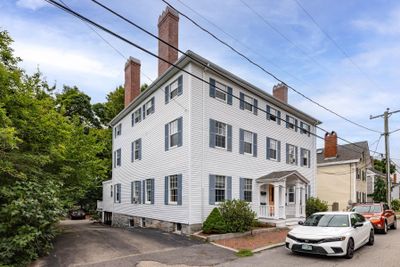 4 - 64 Austin Street, Condo with 2 bedrooms, 1 bathrooms and null parking in Portsmouth NH | Image 1