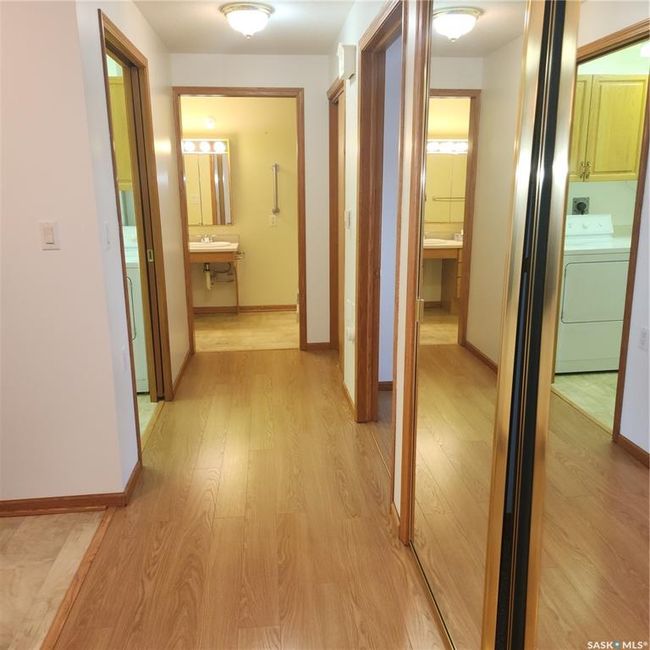 105 - 240 Athabasca St E, Condo with 1 bedrooms, 1 bathrooms and 2 parking in Moose Jaw SK | Image 13