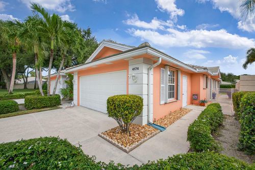 4174 Royal Oak Dr, Palm Beach Gardens, FL, 33410-6381 | Card Image