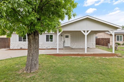 215 Lombardy Ln, Lemoore, CA, 93245-3551 | Card Image