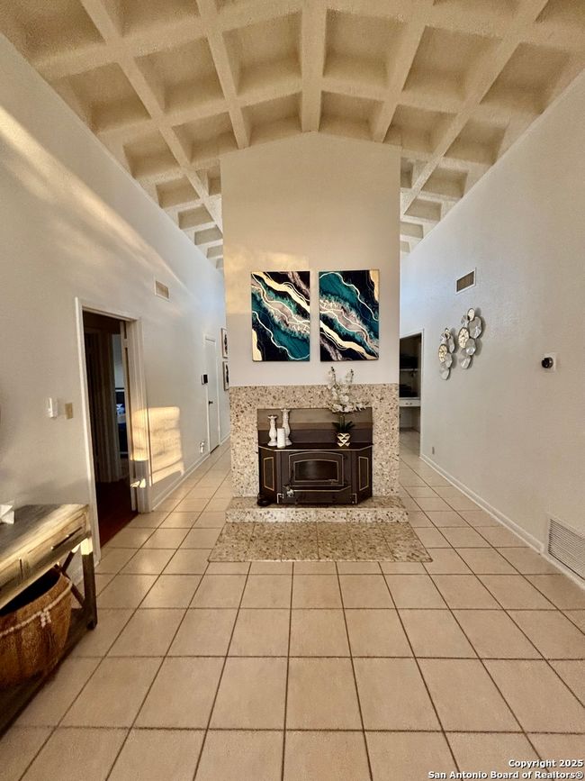 3280 Gopher Hl, House other with 3 bedrooms, 2 bathrooms and null parking in China Grove TX | Image 8