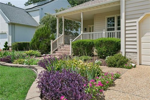 105 Harrigan Way, Yorktown, VA, 23693-5609 | Card Image