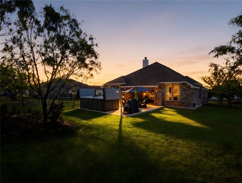 316 Raptor Beak Way, Cedar Creek, TX, 78612-2098 | Card Image