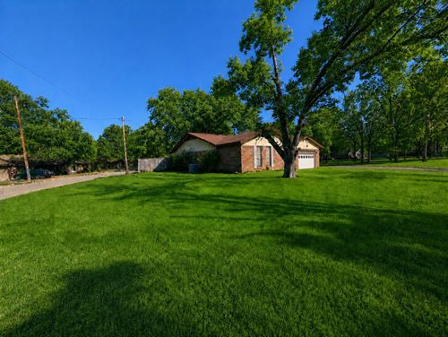 120 Juniper Dr, Palestine, TX, 75803-5522 | Card Image