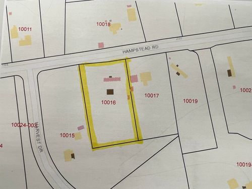 201 Hampstead Rd, Derry, NH, 03038-4814 | Card Image