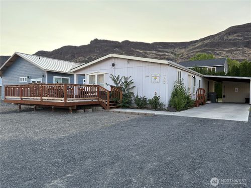 707 Hunter Ave Sw, Quincy, WA, 98848-9331 | Card Image