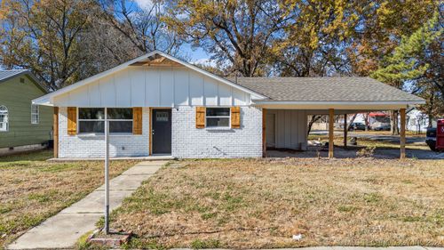 216 N Rowe Street, Pryor, OK, 74361 | Card Image