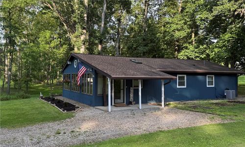 112 Redwing Dr, New Alexandria, PA, 15670-2530 | Card Image