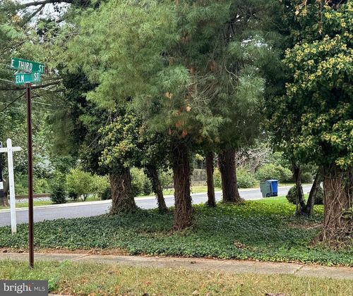 308 Elm St, Moorestown, NJ, 08057-3616 | Card Image